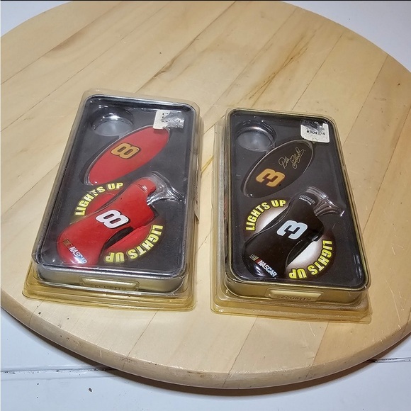 Lot of 2 Dale Earnhardt Jr Lighter And Key Chain Tin NASCAR Winston Cup Champion - Picture 1 of 5